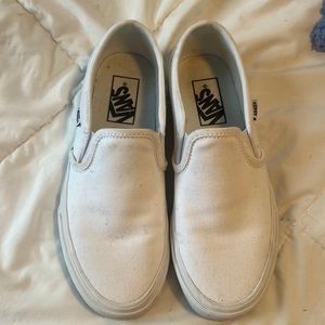 BRAND NEW WHITE VANS SIZE 7